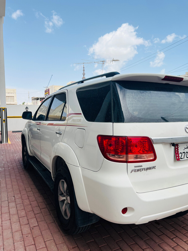 Toyota Fortuner — photo 6 for sale in Qatar