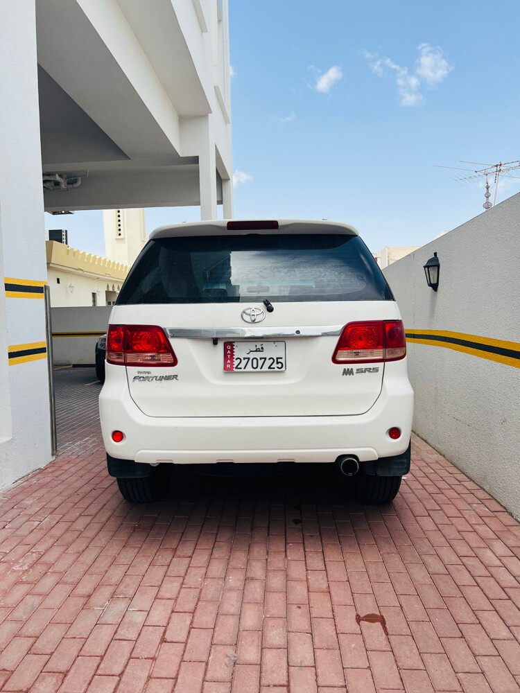 Toyota Fortuner — photo 5 for sale in Qatar