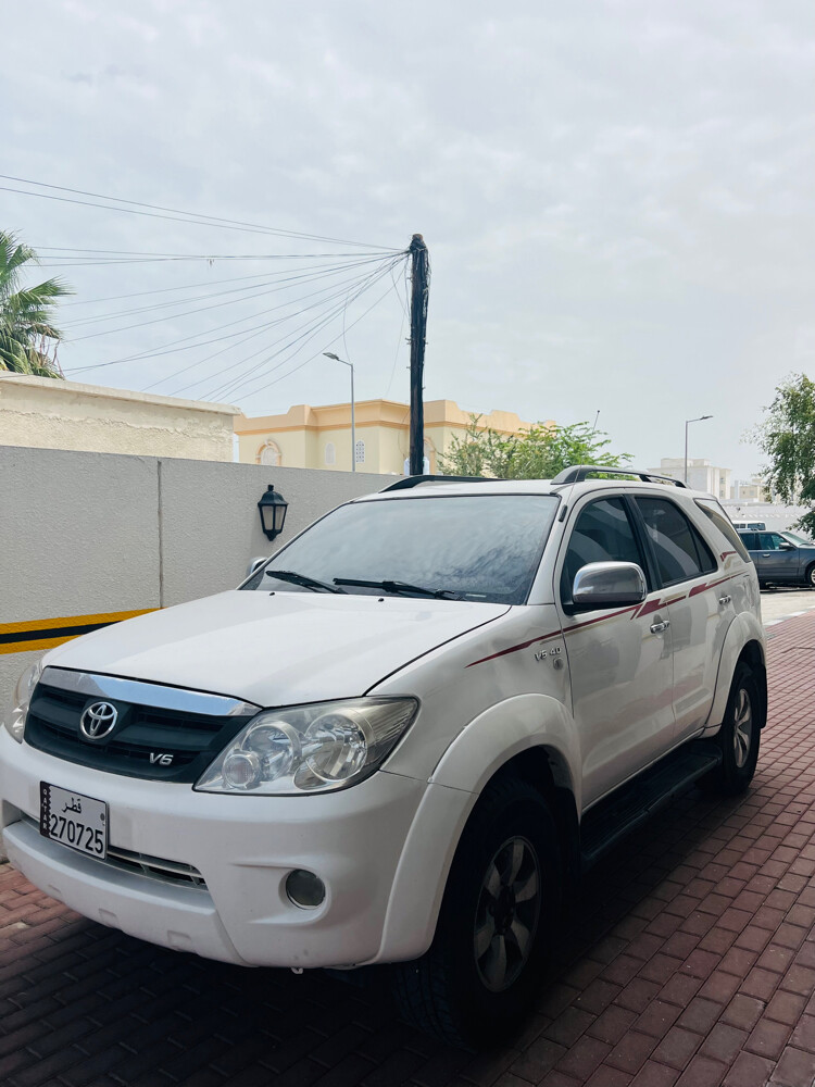 Toyota Fortuner — photo 1 for sale in Qatar