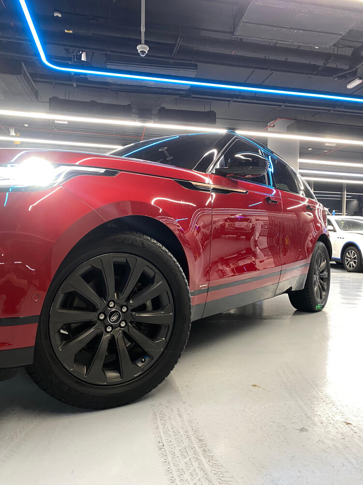 VELAR SE V6 — photo 5 for sale in Qatar