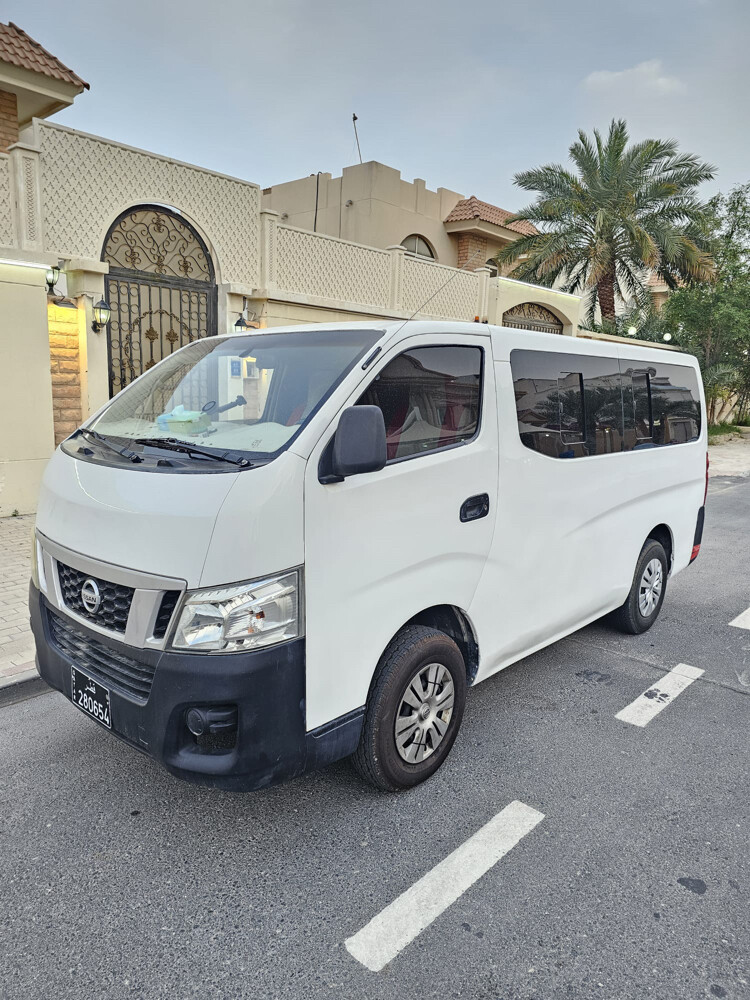 Urvan 2015 seat — photo 1 for sale in Qatar