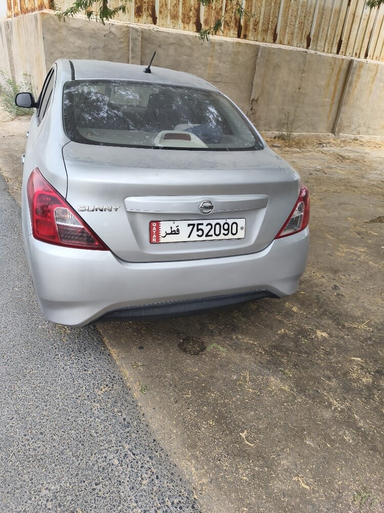 nissan sunny 2017 — photo 2 for sale in Qatar