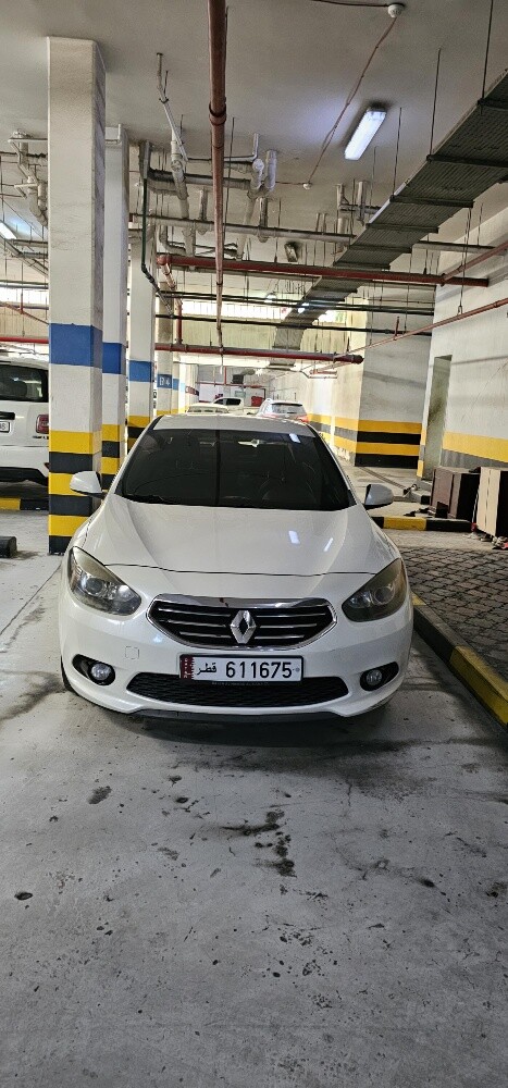 Renault Fluence 2013 — photo 1 for sale in Qatar