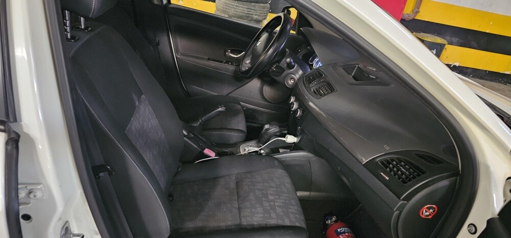 Renault Fluence 2013 — photo 6 for sale in Qatar