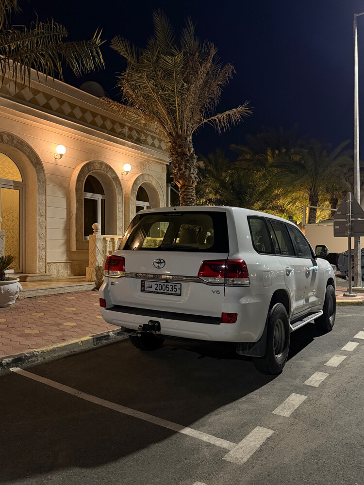 gx 2016 — photo 5 for sale in Qatar