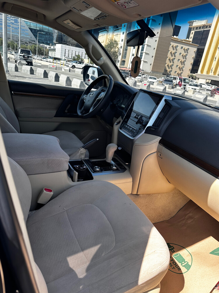 Well maintained Land Cruiser — photo 1 for sale in Qatar