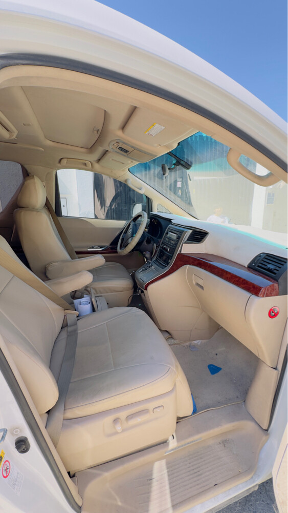 For Sell Van — photo 4 for sale in Qatar