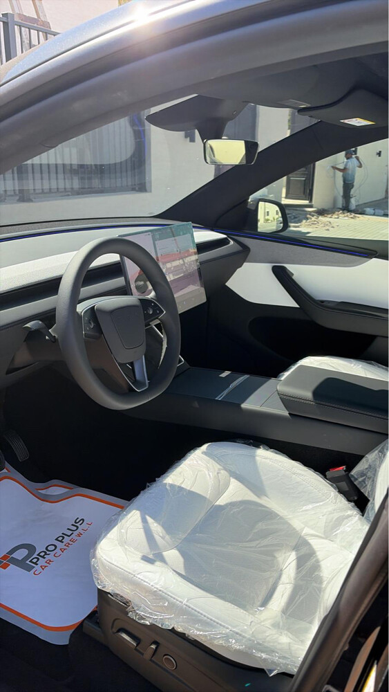 Tesla Model Y — photo 3 for sale in Qatar