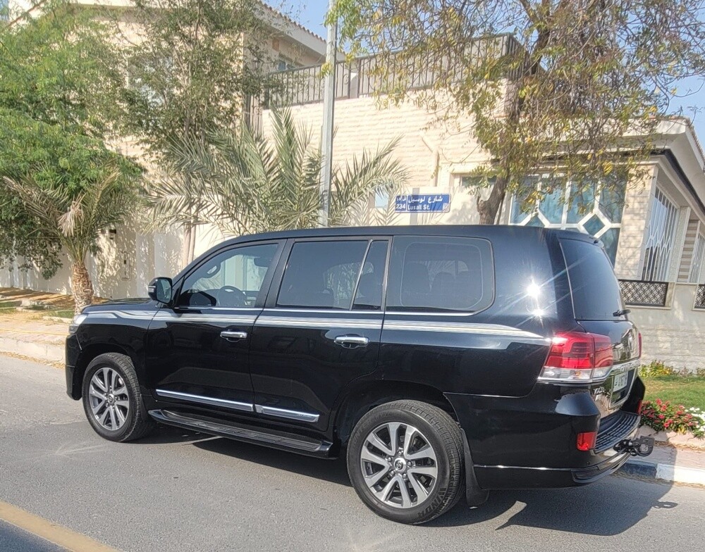 Toyota Cruiser Vxr V8 2019 — photo 3 for sale in Qatar