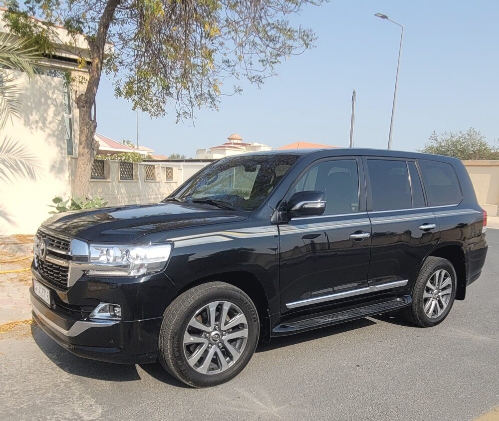 Toyota Cruiser Vxr V8 2019 — photo 2 for sale in Qatar