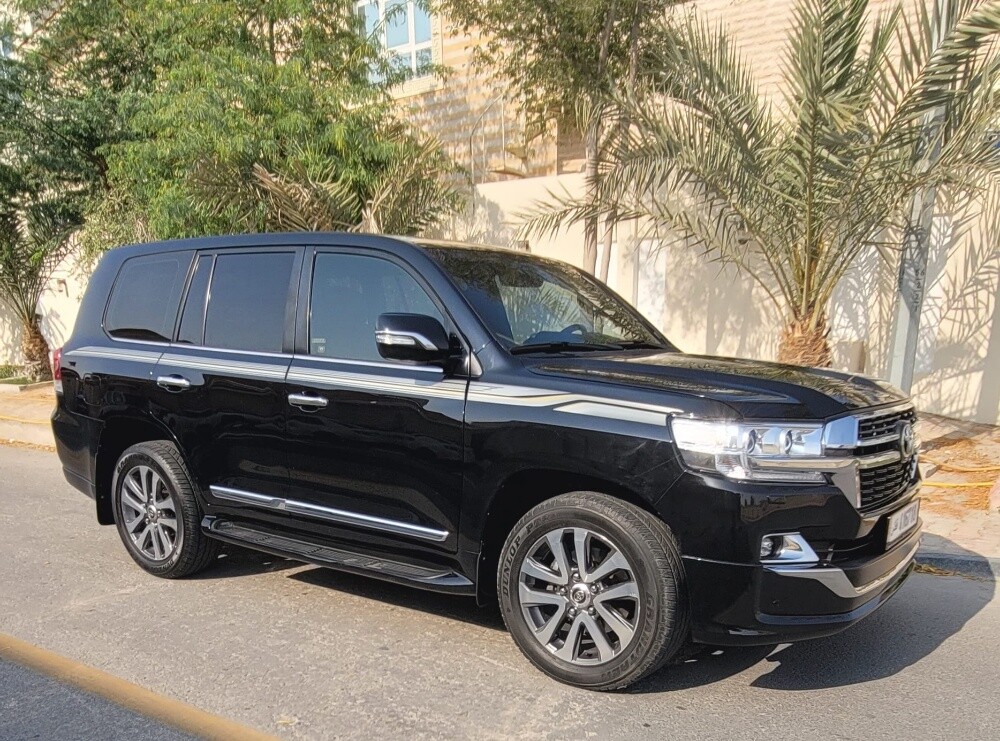 Toyota Cruiser Vxr V8 2019 — photo 1 for sale in Qatar