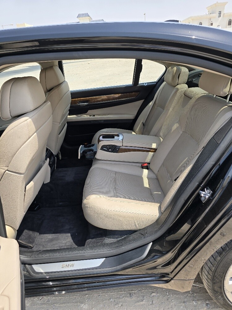 Low mileage BMW — photo 6 for sale in Qatar