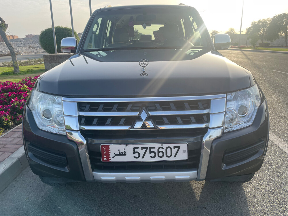 Pajero,2015,102000km,full insur — photo 11 for sale in Qatar