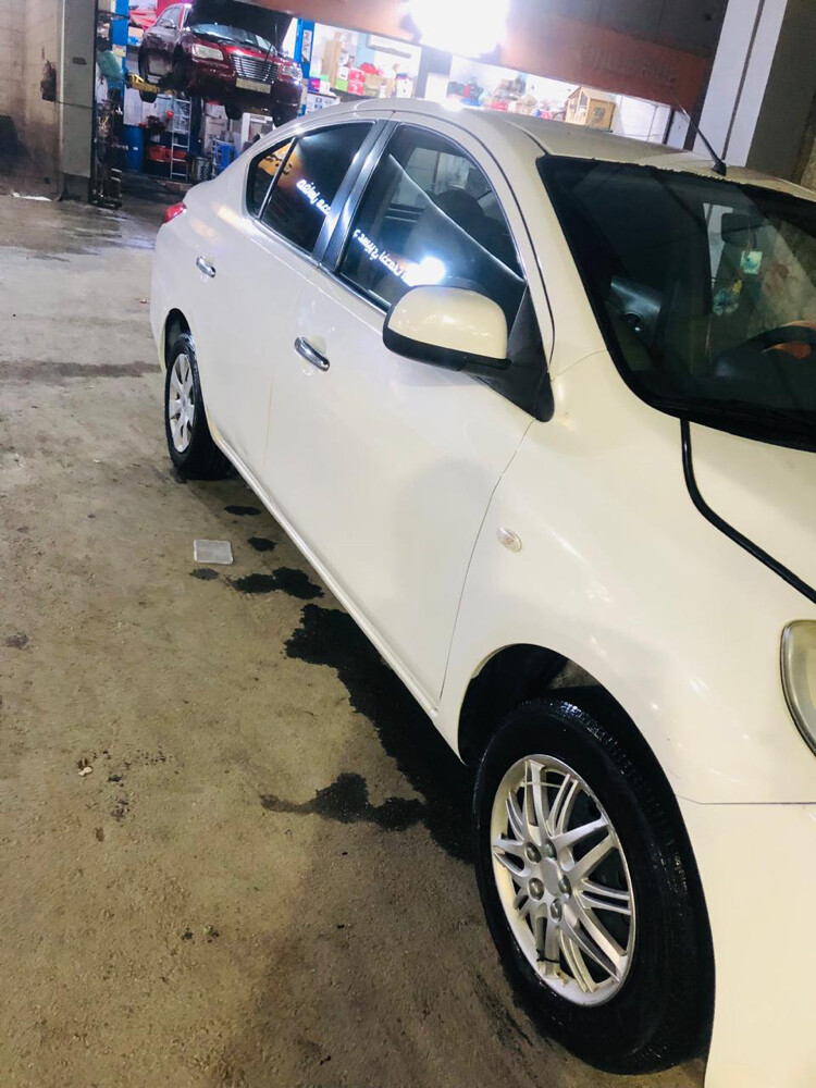 Nissan Sunny 2014 model — photo 6 for sale in Qatar