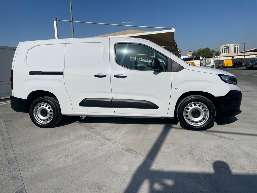 Partner — photo 2 for sale in Qatar