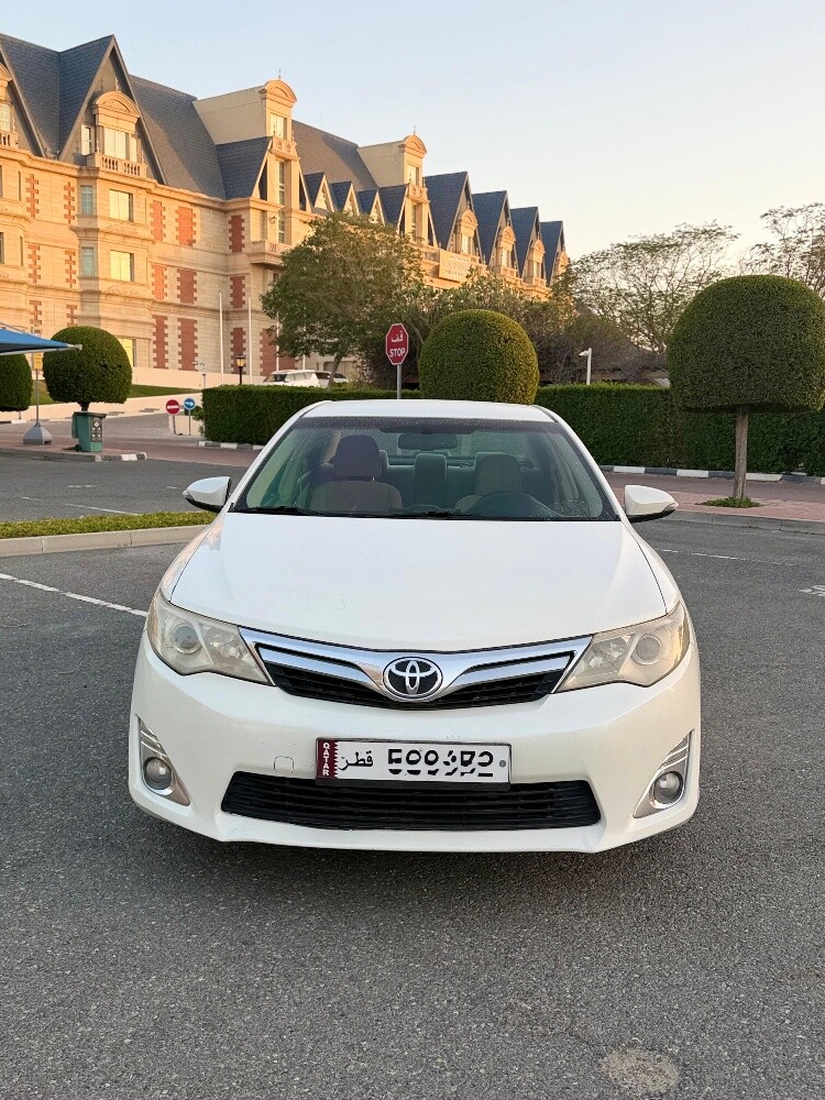 Toyota Camery 2014 — photo 1 for sale in Qatar