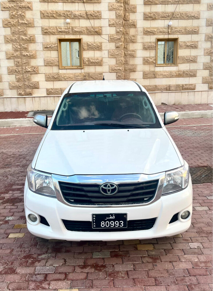 hillex 2014 4x4 automatic — photo 6 for sale in Qatar