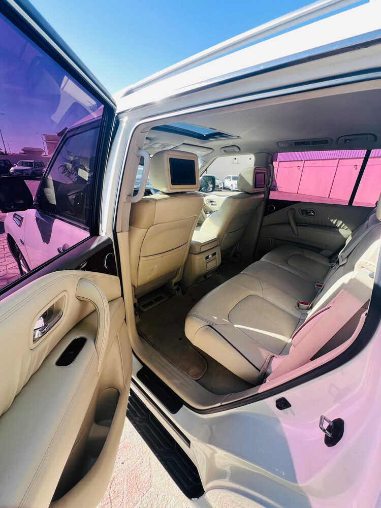 2012 NISSAN PATROL — photo 10 for sale in Qatar