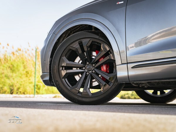 Audi Q8 55 TFSI Quattro — photo 7 for sale in Qatar