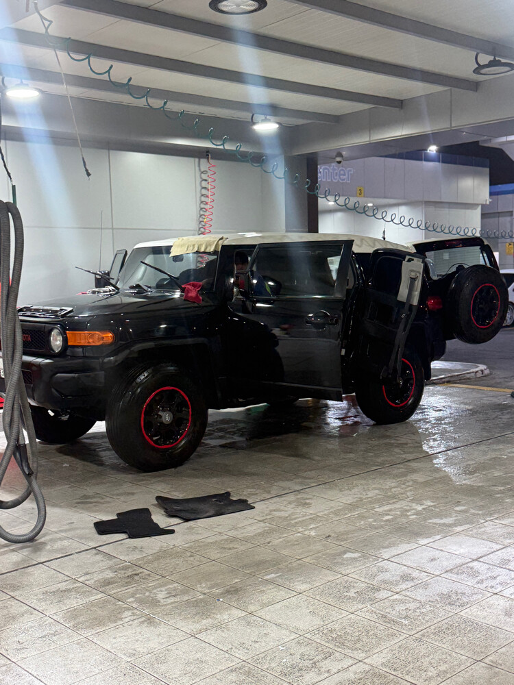 fj cruiser — photo 2 for sale in Qatar