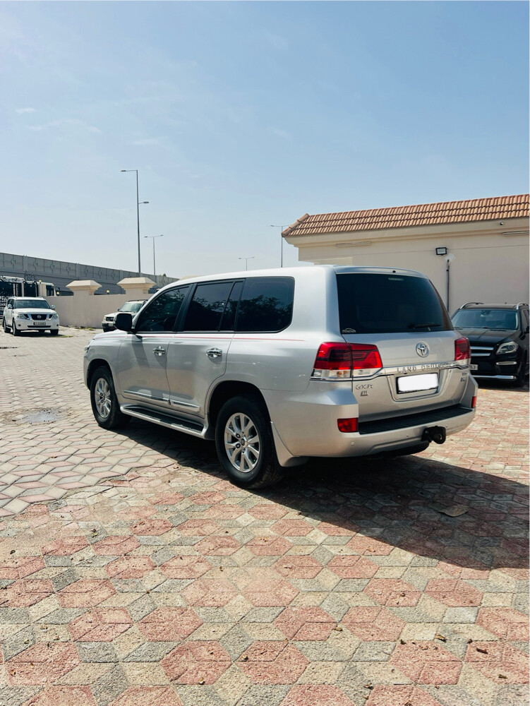 2021 TOYOTA LAND CRUISER — photo 4 for sale in Qatar