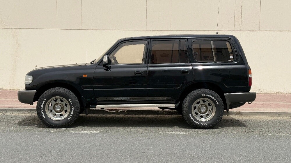 1993 Land Cruiser Manual for Sale — photo 5 for sale in Qatar