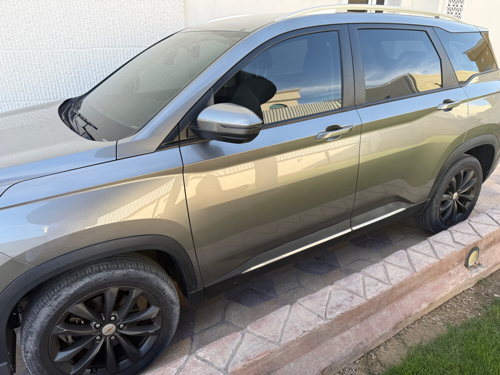 Chevrolet Captiva — photo 2 for sale in Qatar