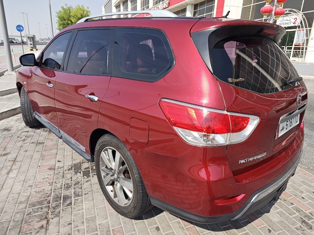 Nissan pathfinder 2014 @ 26,000 — photo 4 for sale in Qatar