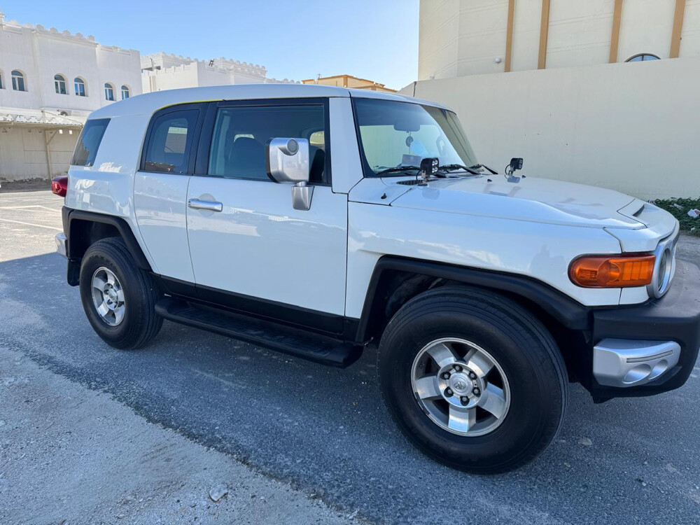 FJ Cruiser 2009 — photo 3 for sale in Qatar