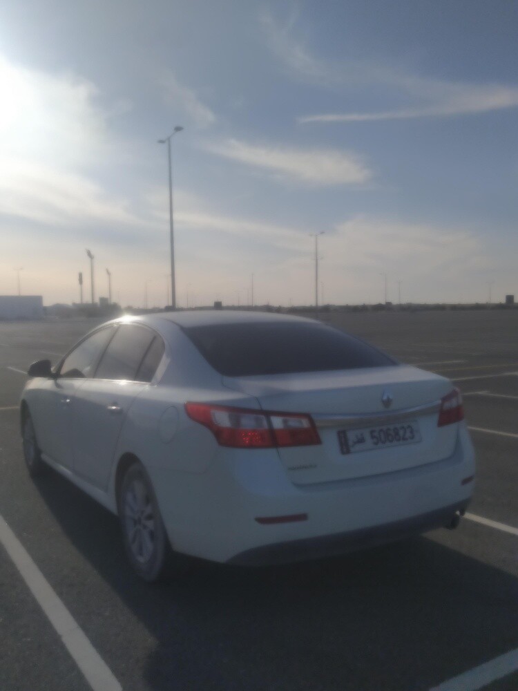 Renault — photo 1 for sale in Qatar