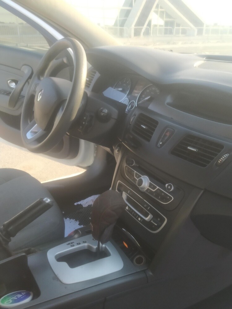 Renault — photo 5 for sale in Qatar