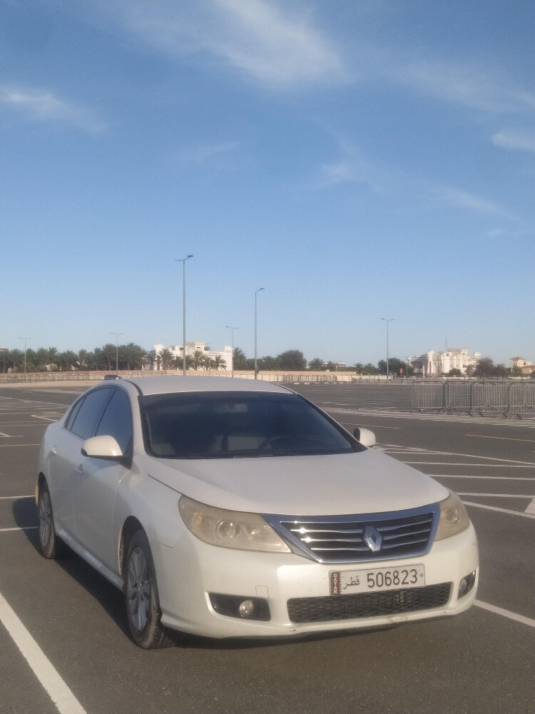Renault — photo 2 for sale in Qatar