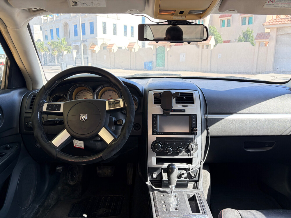 Dodge charger v8 5.7 Hemi 2010 — photo 5 for sale in Qatar