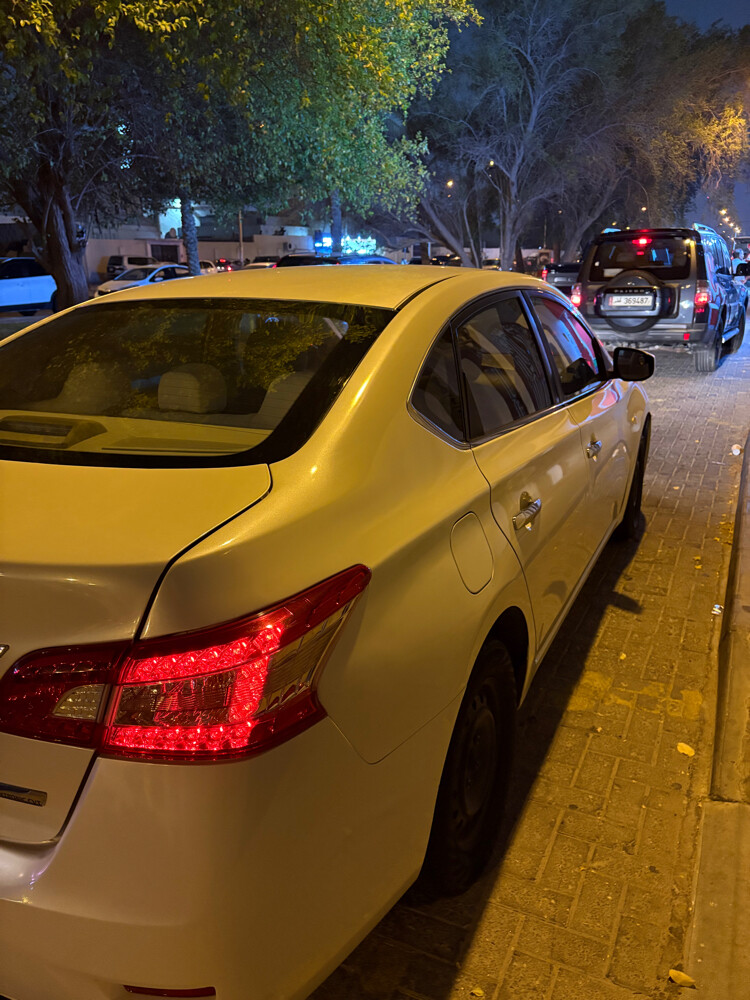 Nissan SENTRA 2016 — photo 2 for sale in Qatar