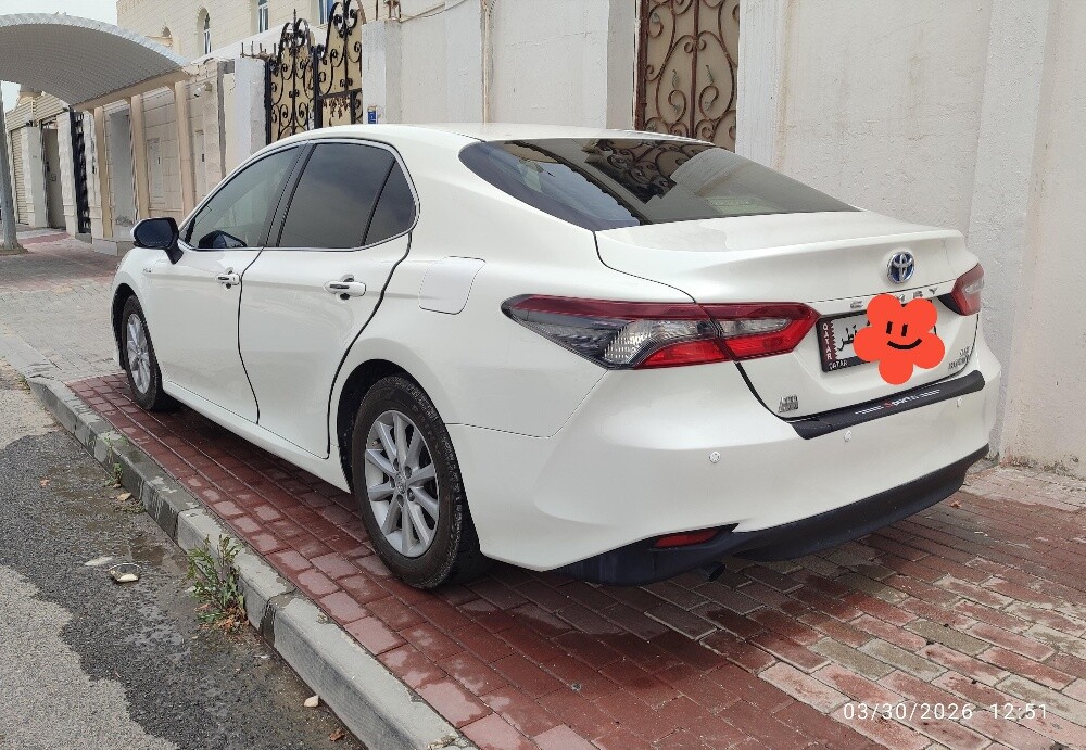TOYOTA CAMRY HYBRID 2022 — photo 4 for sale in Qatar