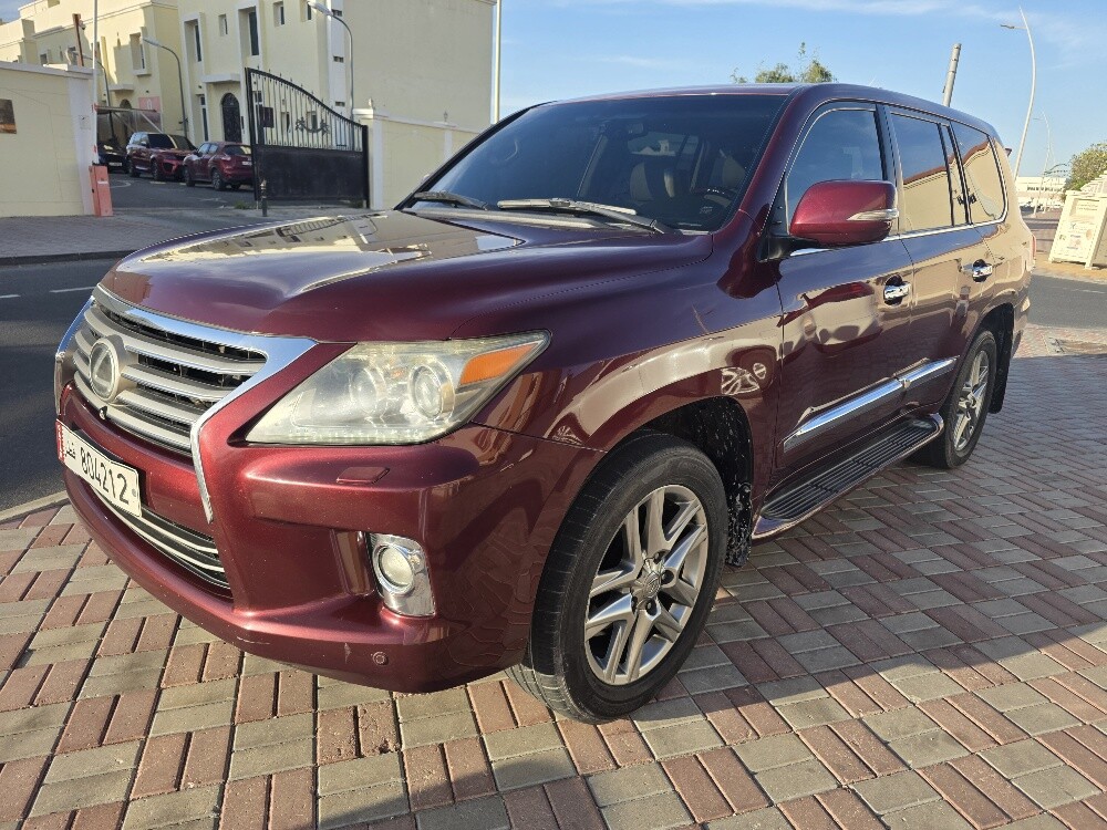 Lexus full option 2012 — photo 2 for sale in Qatar