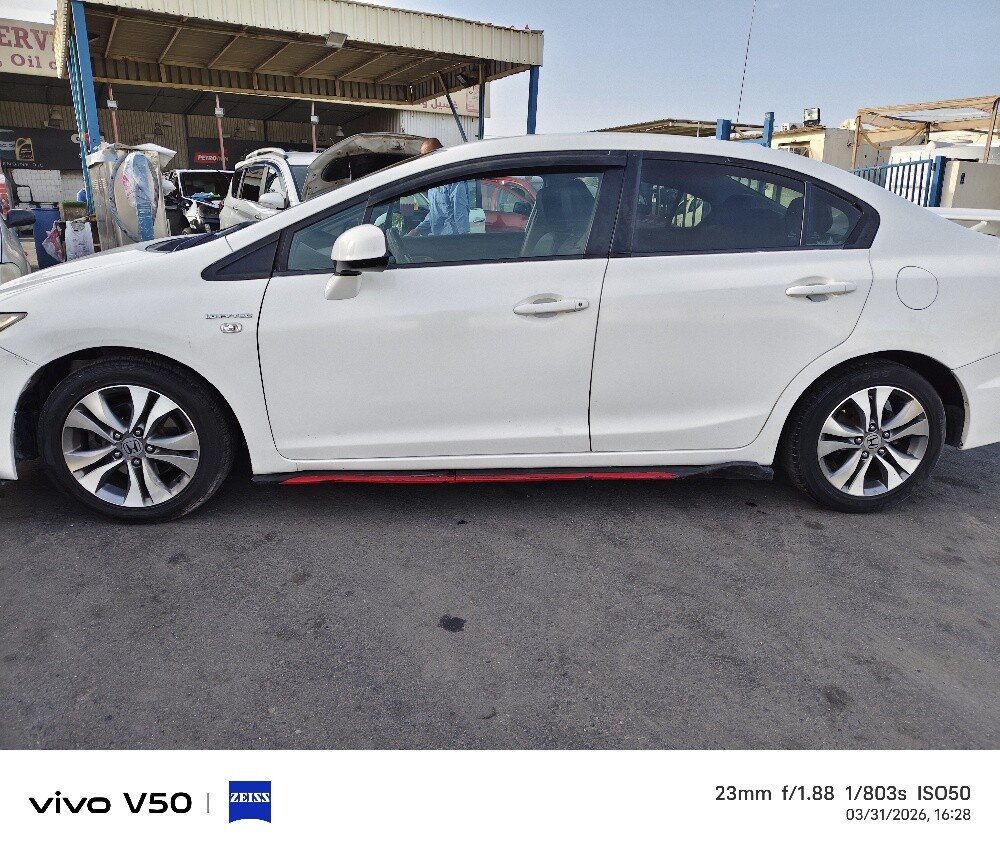 Honda civic 2015 far sale — photo 11 for sale in Qatar