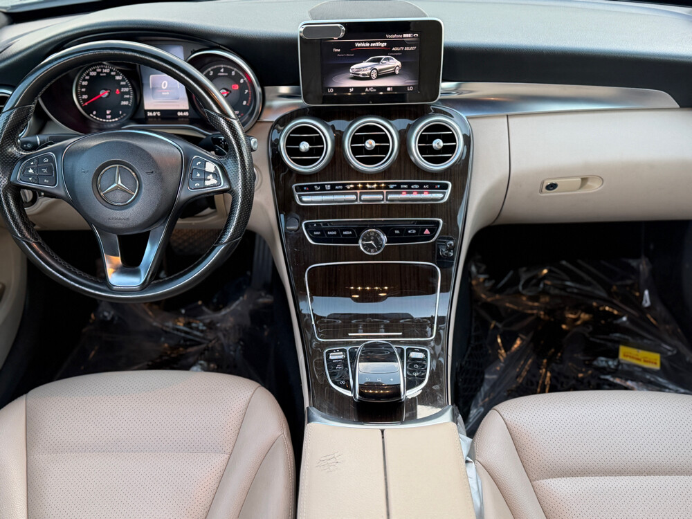 Mercedes-Benz C200 AMG 2015 — photo 4 for sale in Qatar