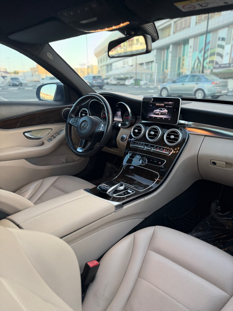 Mercedes-Benz C200 AMG 2015 — photo 9 for sale in Qatar