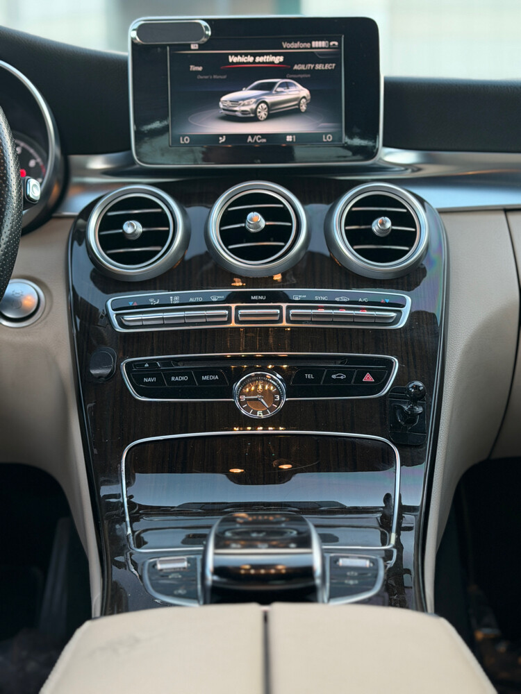 Mercedes-Benz C200 AMG 2015 — photo 7 for sale in Qatar