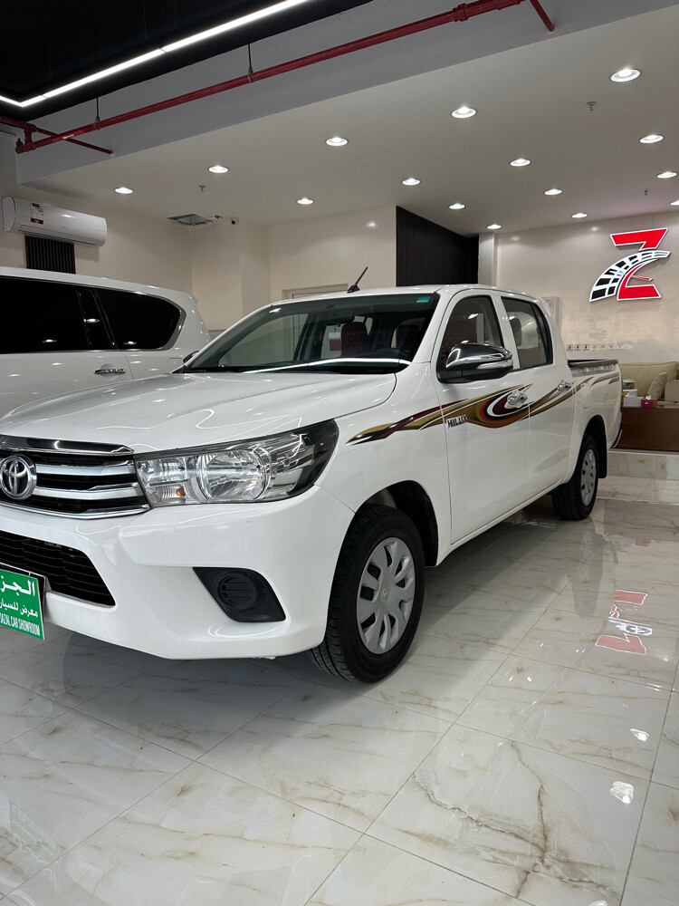 Hilux pickup 2016 — photo 3 for sale in Qatar