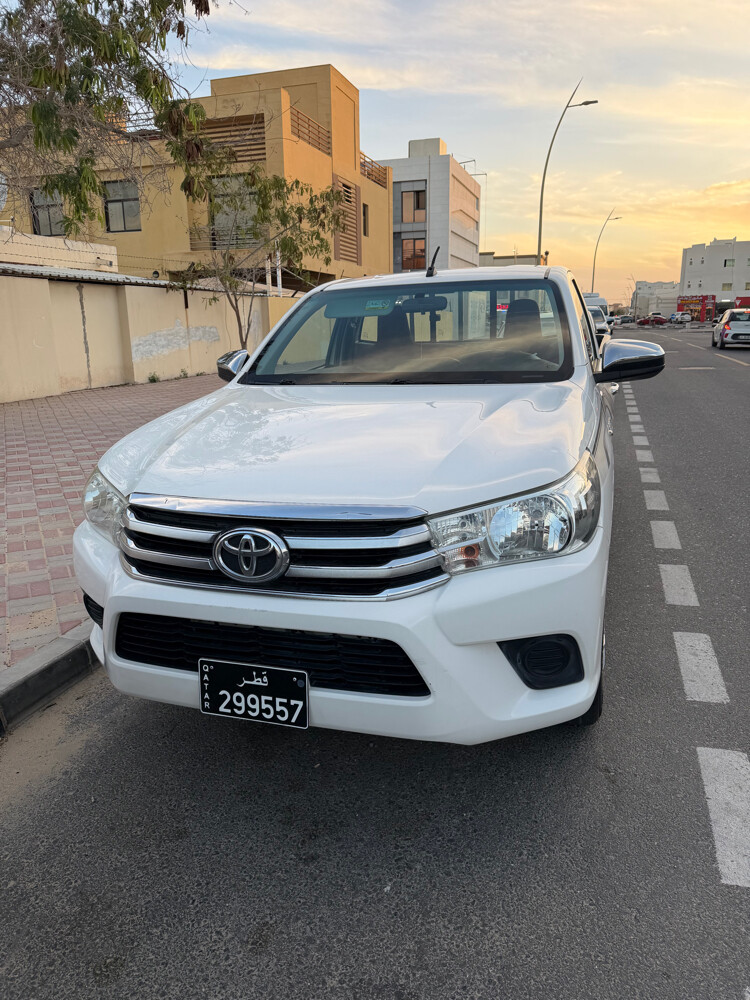 HILUX 2017 — photo 1 for sale in Qatar