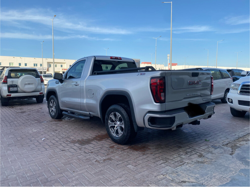 gmc elevation 2022 — photo 3 for sale in Qatar