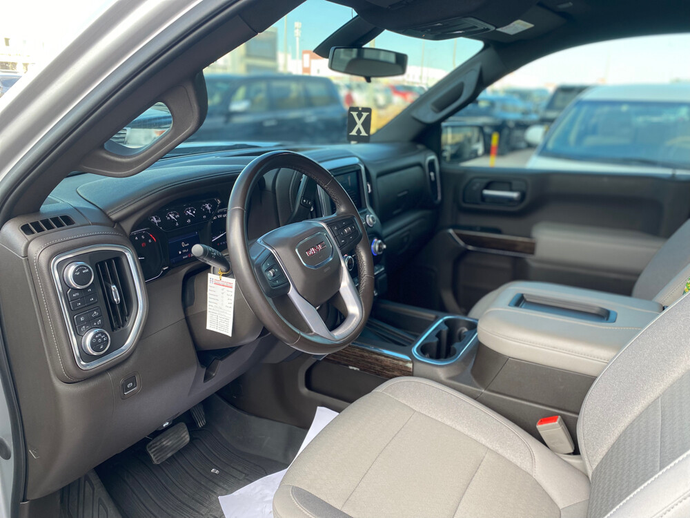gmc elevation 2022 — photo 8 for sale in Qatar