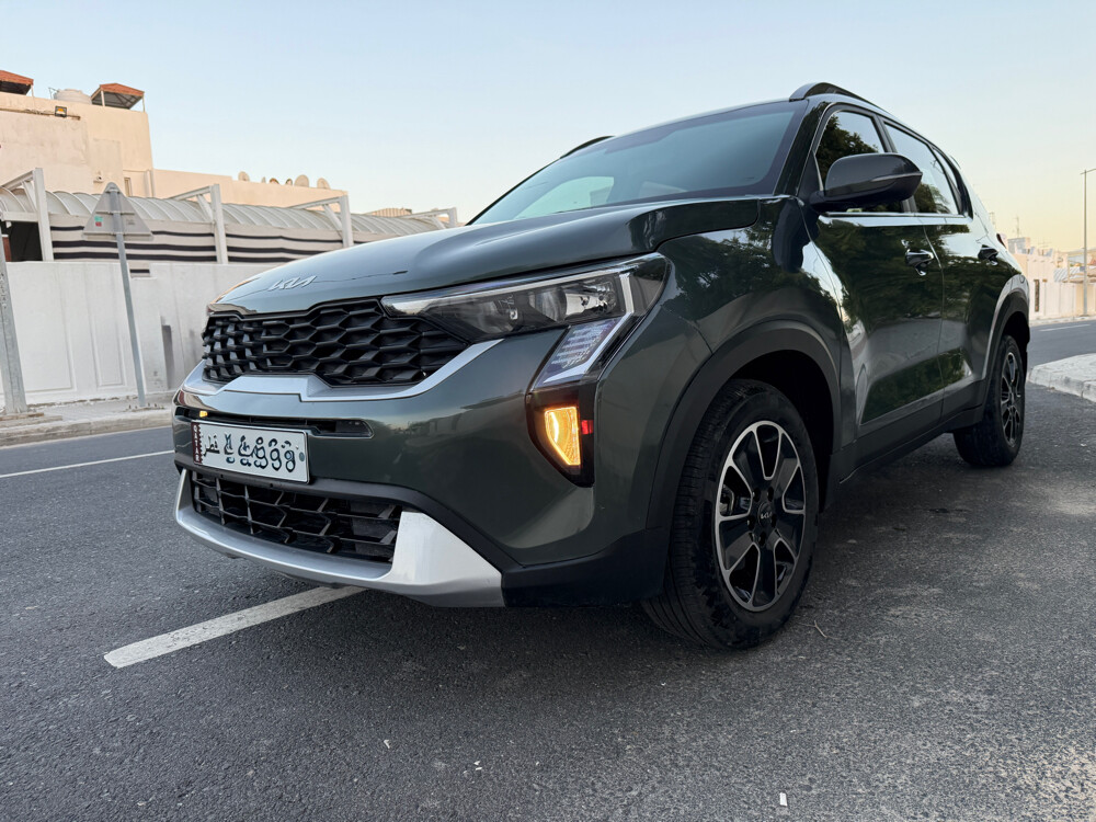 KIASonet 2025 lowmileage like new — photo 9 for sale in Qatar