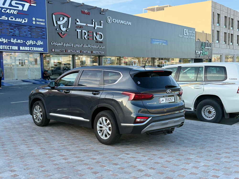 HYUNDAI SANTAFIA — photo 5 for sale in Qatar