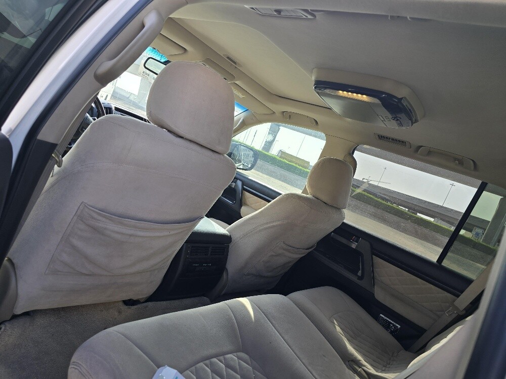 VXR V8 FAMILY USE CAR — photo 5 for sale in Qatar