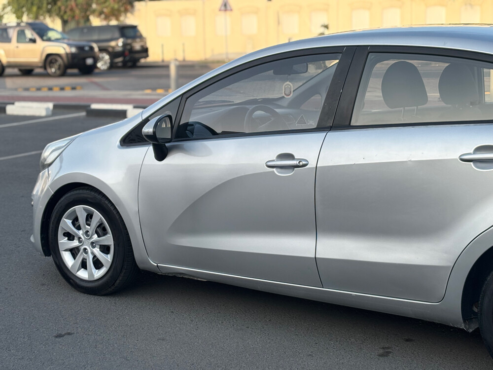 Kia Rio 2017 perfect condition — photo 5 for sale in Qatar