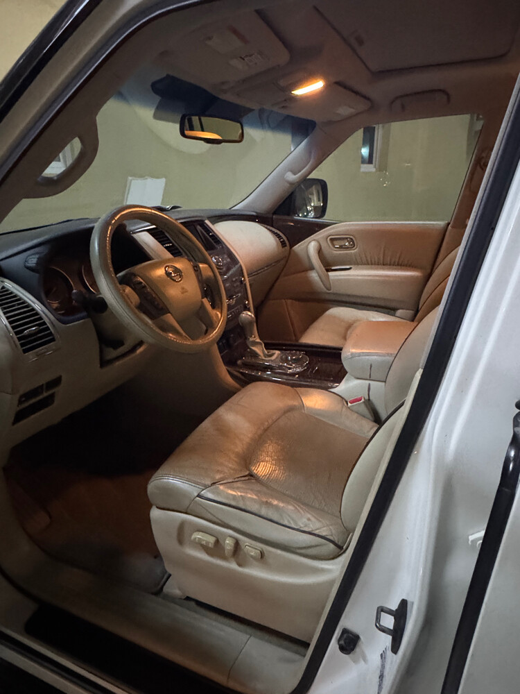 Nissan Patrol 2012 — photo 5 for sale in Qatar
