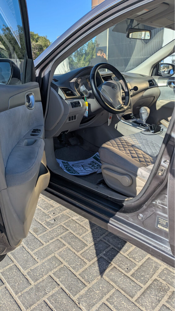 Nissan Sentra 1.8S — photo 6 for sale in Qatar